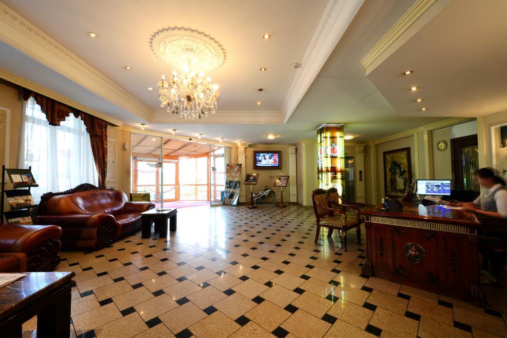 Narantuul Hotel Ulaanbaatar Esterno foto