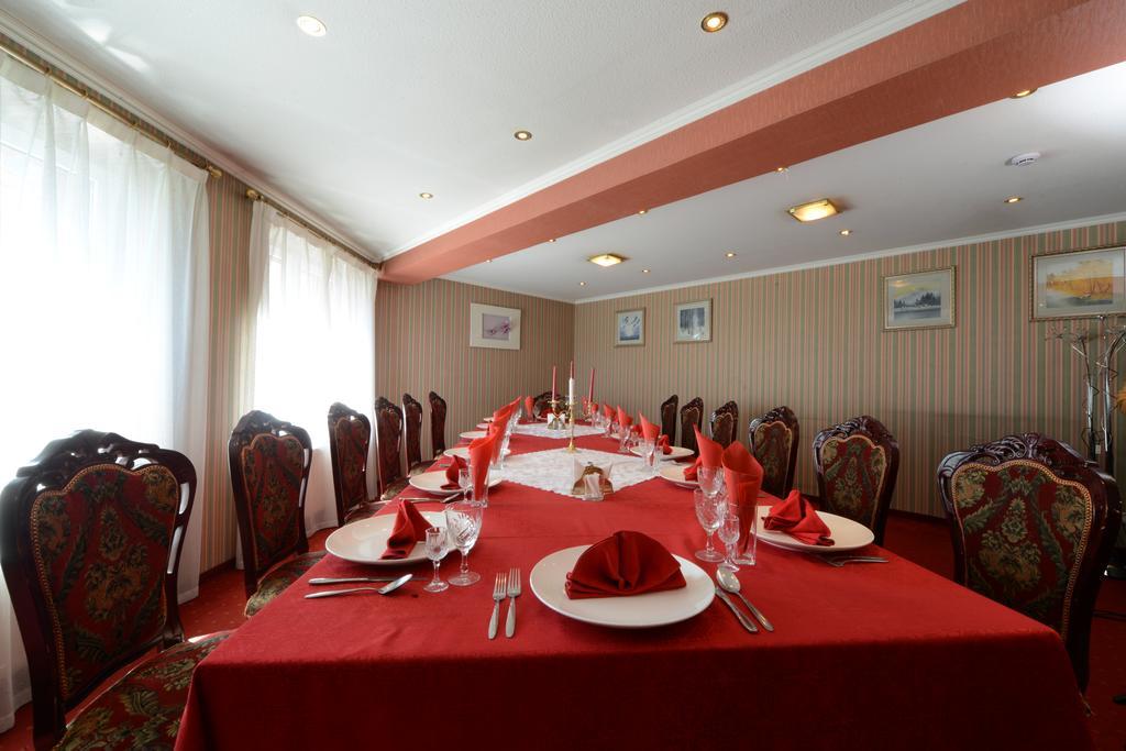 Narantuul Hotel Ulaanbaatar Esterno foto